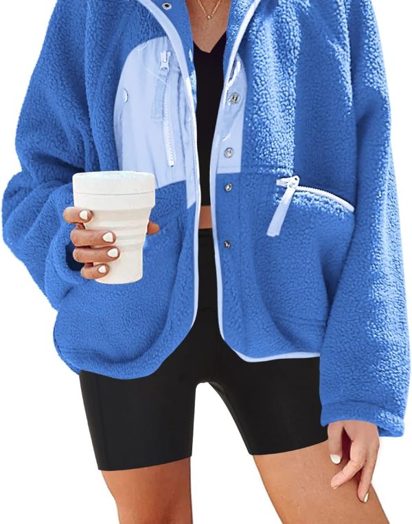 Original Amazon product photo: a blue sherpa fleece jacket worn by a model holding a coffee cup